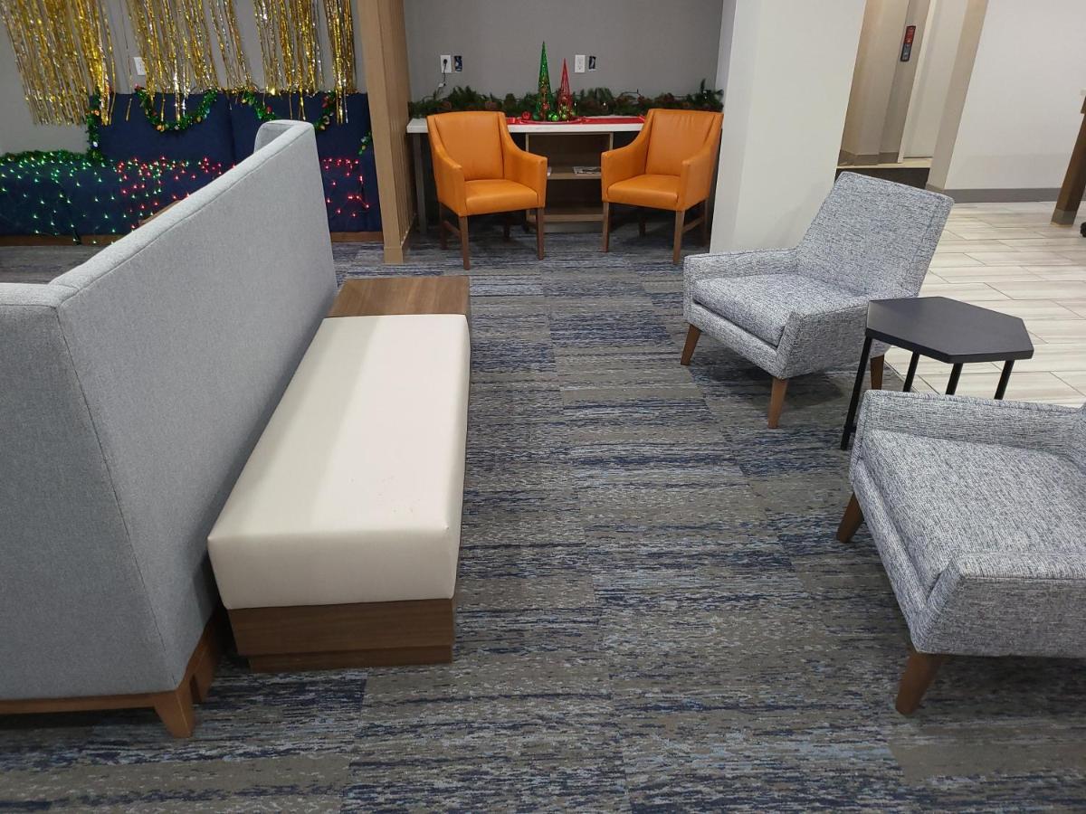 Holiday Inn Express Hotel & Suites Tipp City By Ihg Luaran gambar