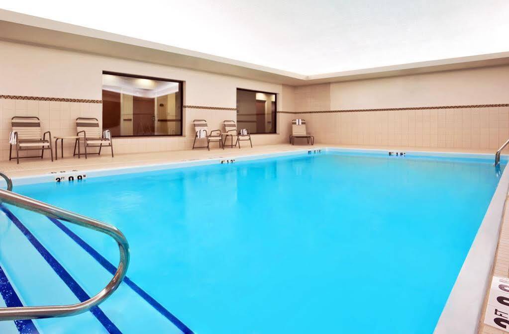 Holiday Inn Express Hotel & Suites Tipp City By Ihg Luaran gambar